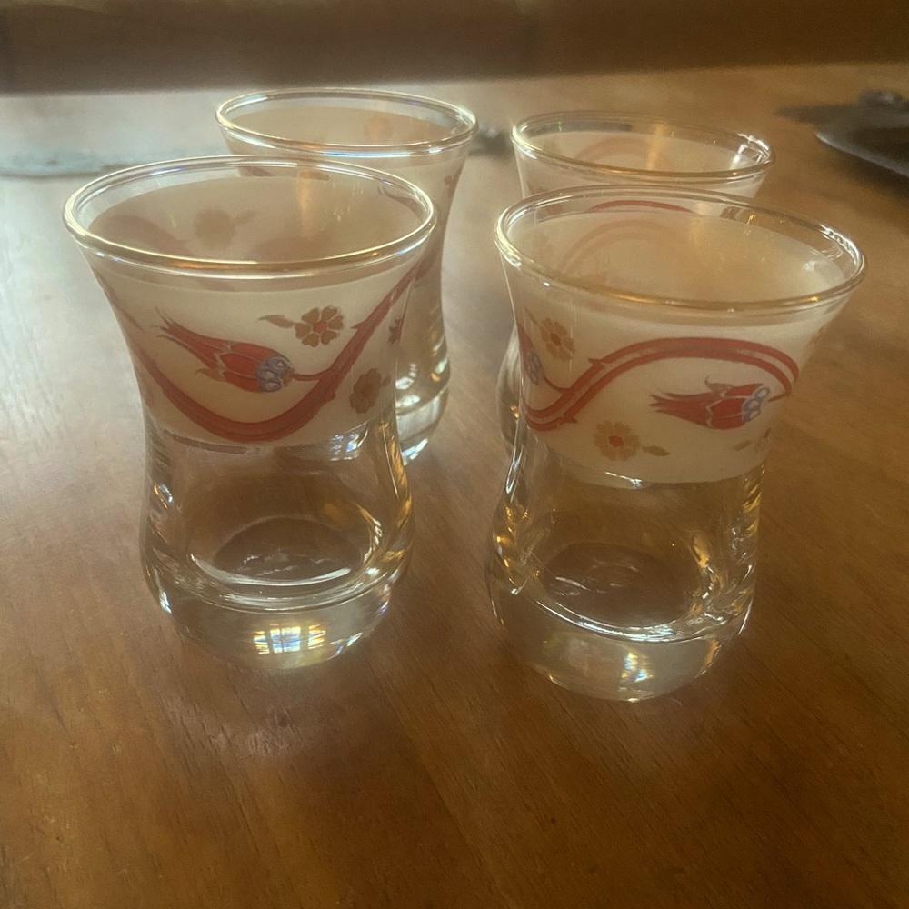 4 Gold Rimmed Floral Cordial Glasses